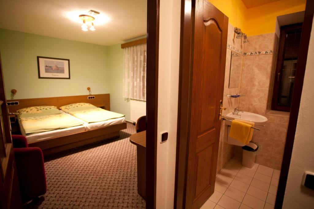 Hotel U Jiriho Гумполец Номер фото